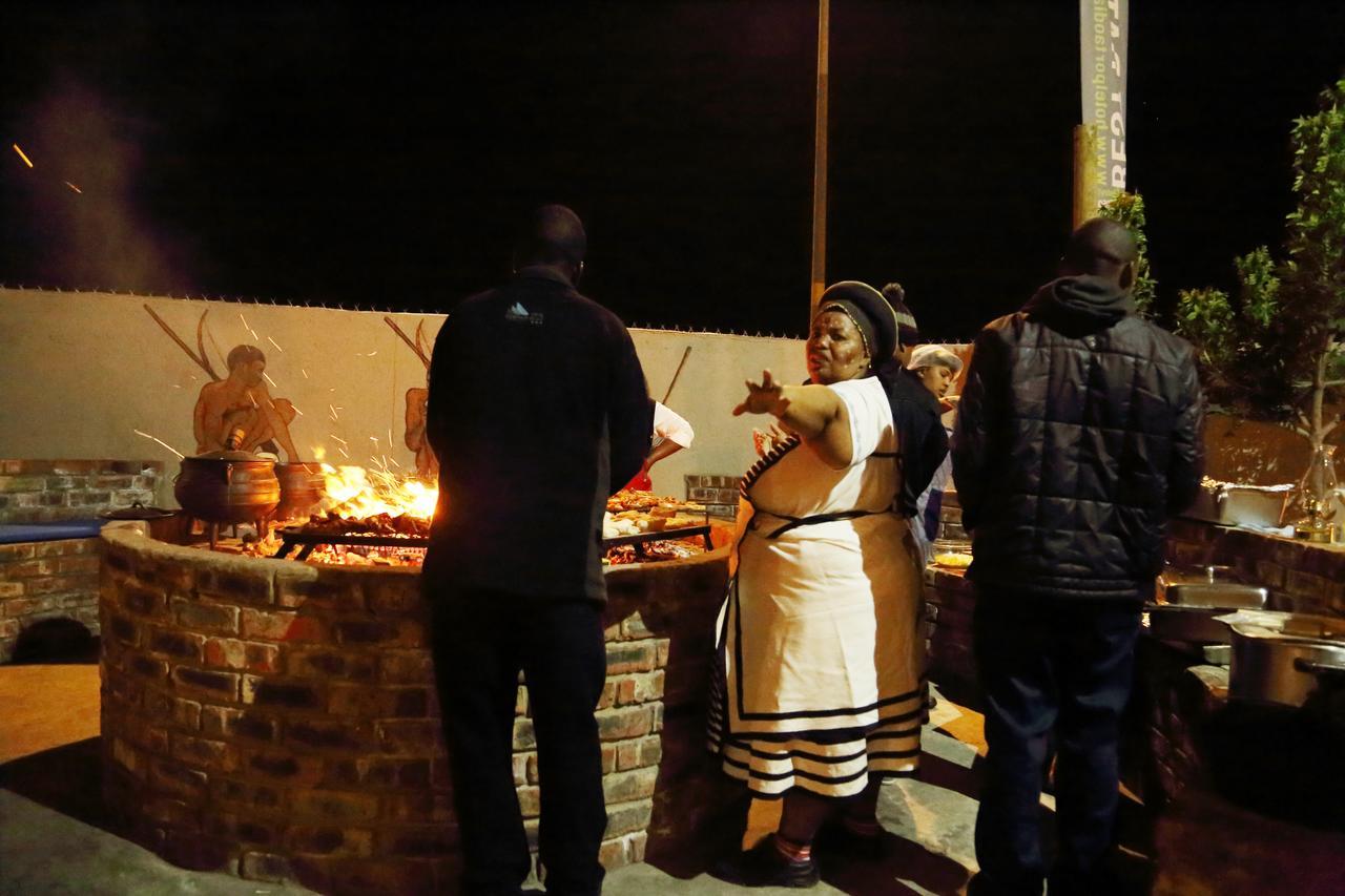 The Backpack Shack Albergue Mossel Bay Exterior foto